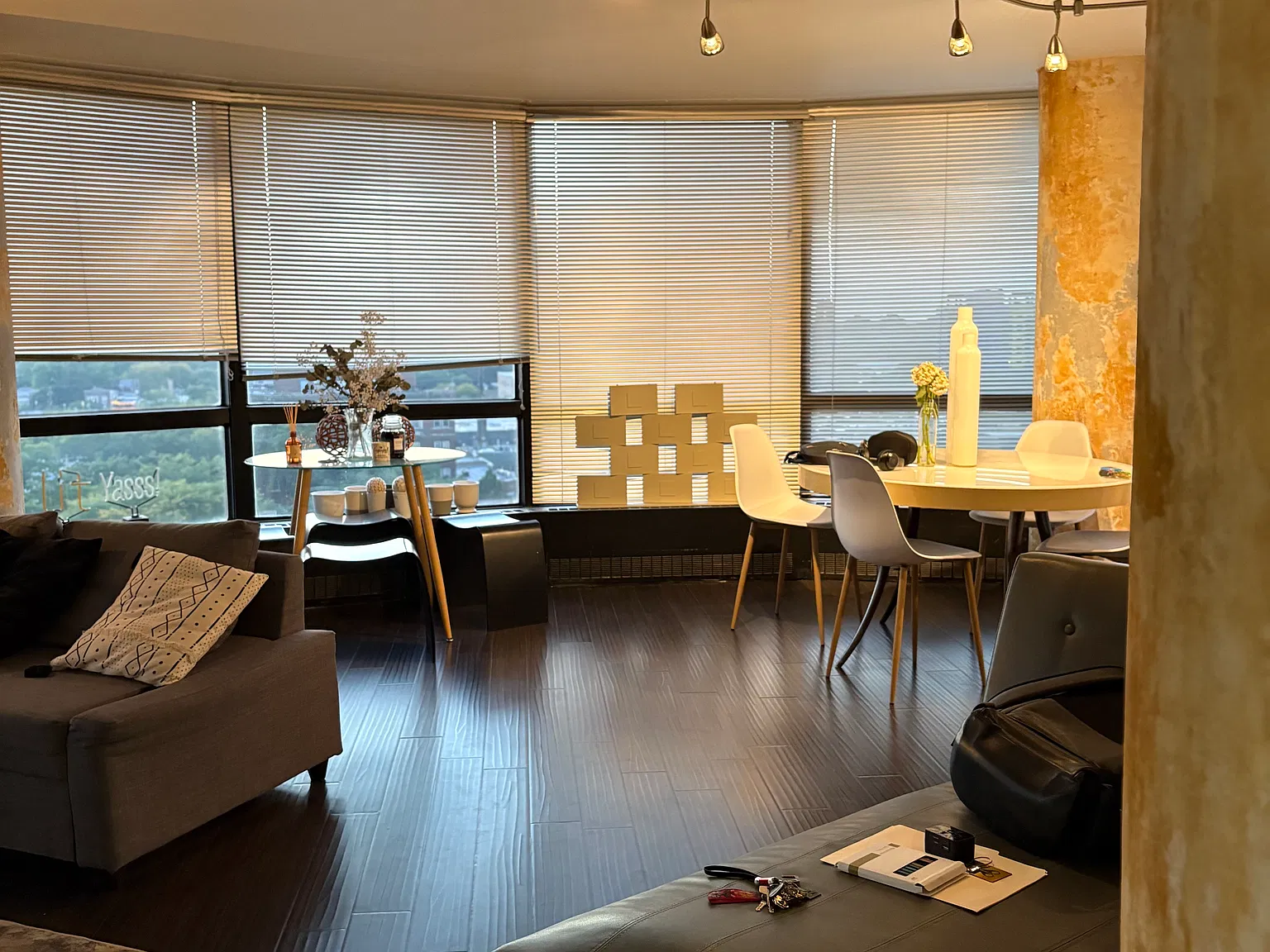 5415 N Sheridan Rd — Photo 3