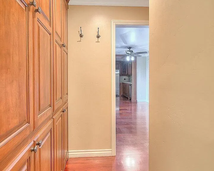 1942 Fairway Circle Dr — Photo 5