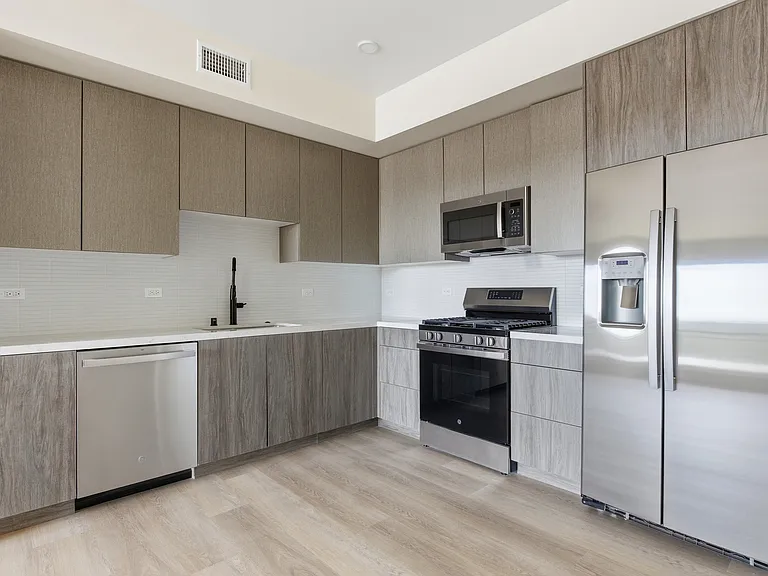 The Residences at Echo Park — Photo 46