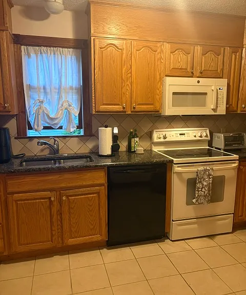 40 Editha Ave #40 — Photo 2