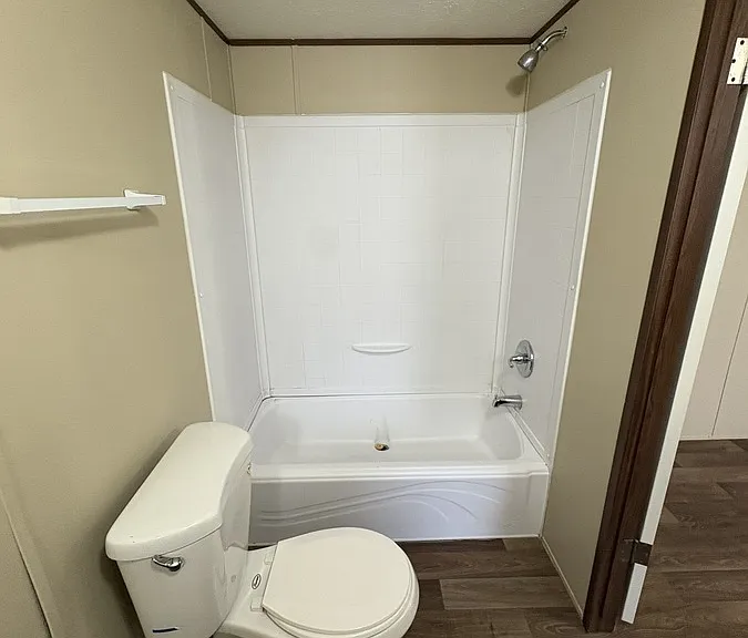 17 Amos Valley Dr — Photo 7