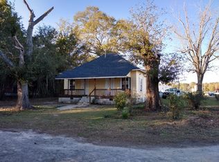 2 Stokes St, Cheraw, SC 29520