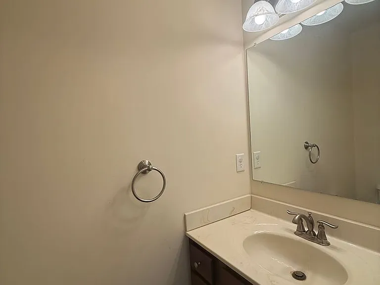 16 Brook Side Dr — Photo 4