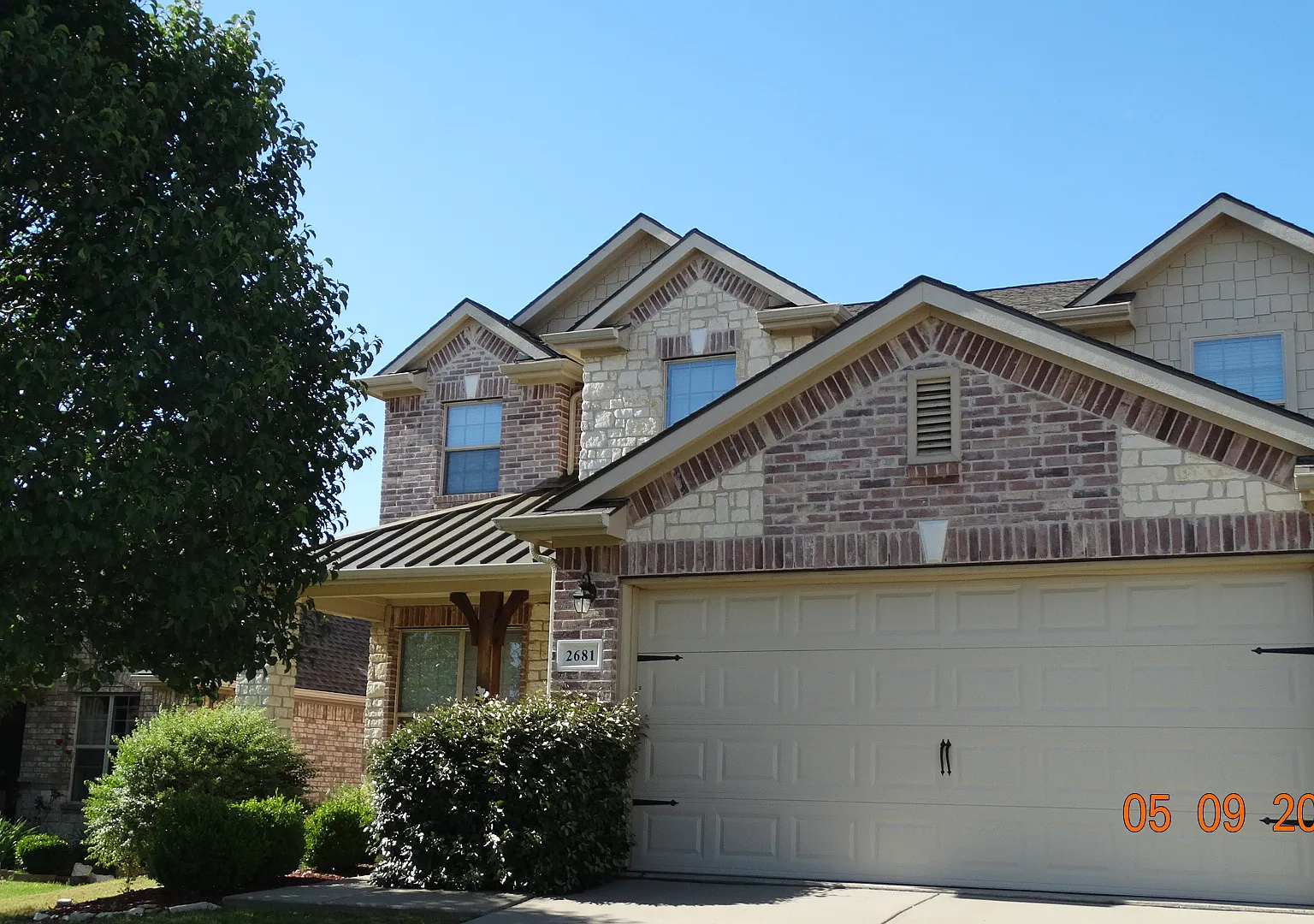 4 bed, 2546 sqft, $2,500 — Photo 1