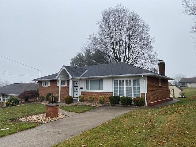 1st image of 20 Terrace Dr