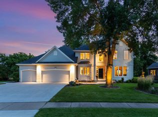 18643 Magenta Bay, Eden Prairie, MN 55347