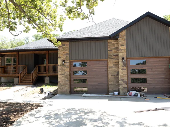 160 Sunshine Avenue, Cabool, MO 65689