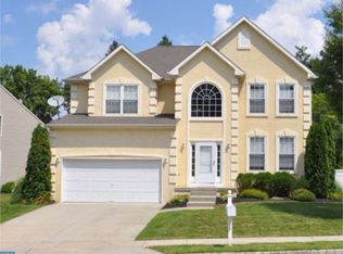 1 Callie Ct, Barrington, NJ 08007