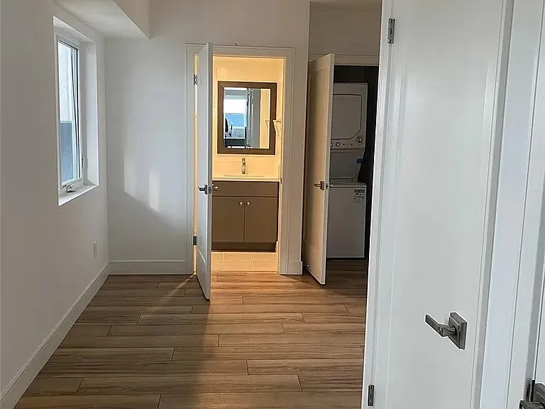2151 S West View St — Photo 13