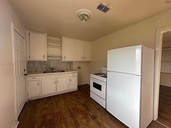 5th image of 3013 Lebanon Rd