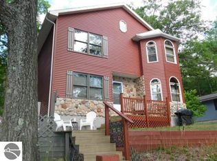 363 W Bear Lake Rd NE, Kalkaska, MI 49646