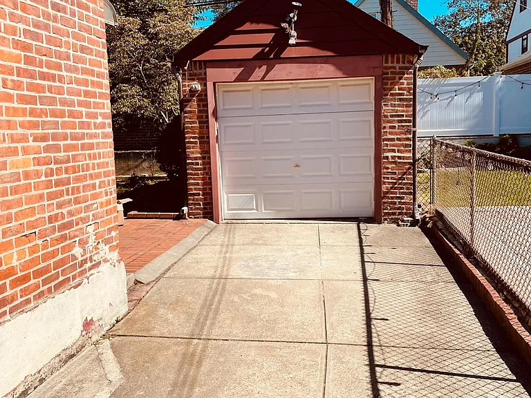 5003 Bell Blvd — Photo 16