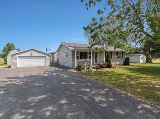 10161 Lehring Rd, Byron, MI 48418