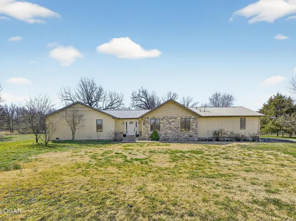 8223 Jute Rd, Neosho, MO 64850