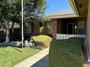 1002 Hickory Ave, Tehachapi, CA 93561