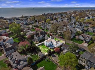 89 Eunice Ave, Fairfield, CT 06824