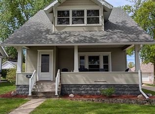 1126 W Cedar St, Cherokee, IA 51012