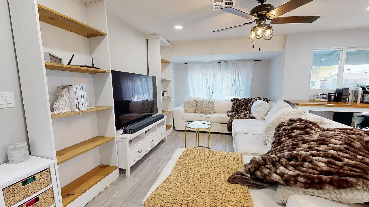 3 bed, 1615 sqft, $3,500 — Photo 2