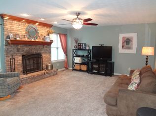 436 Kingsway Ct, Mooresville, IN