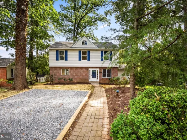 1161 Green Holly Dr, Annapolis, MD 21409