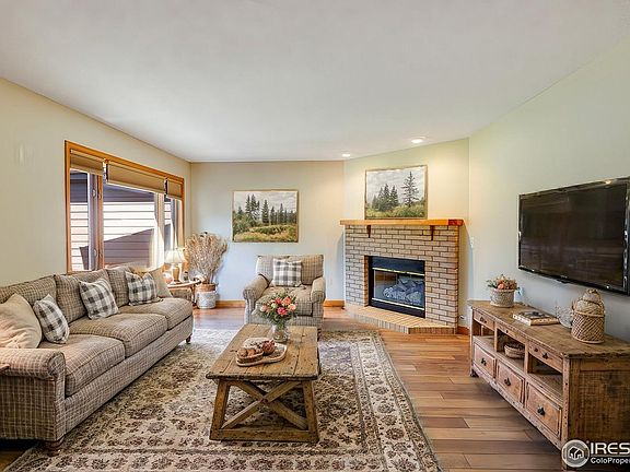 4th image of 1455 Matthew Cir