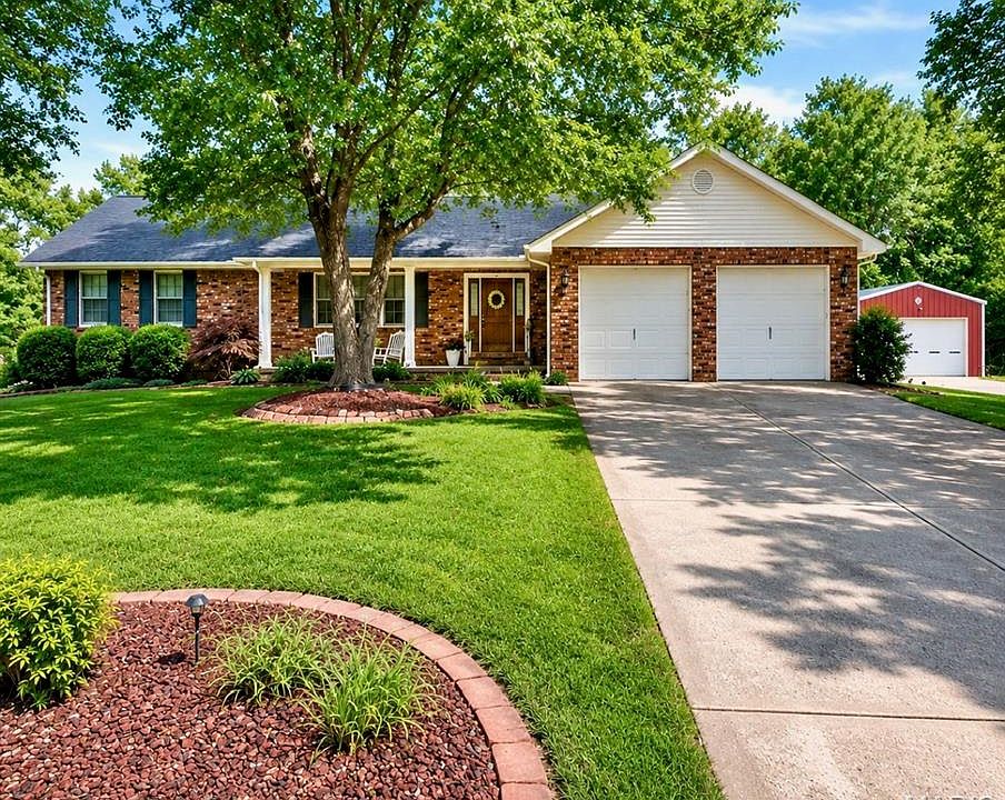 1st image of 611 Anna Dr
