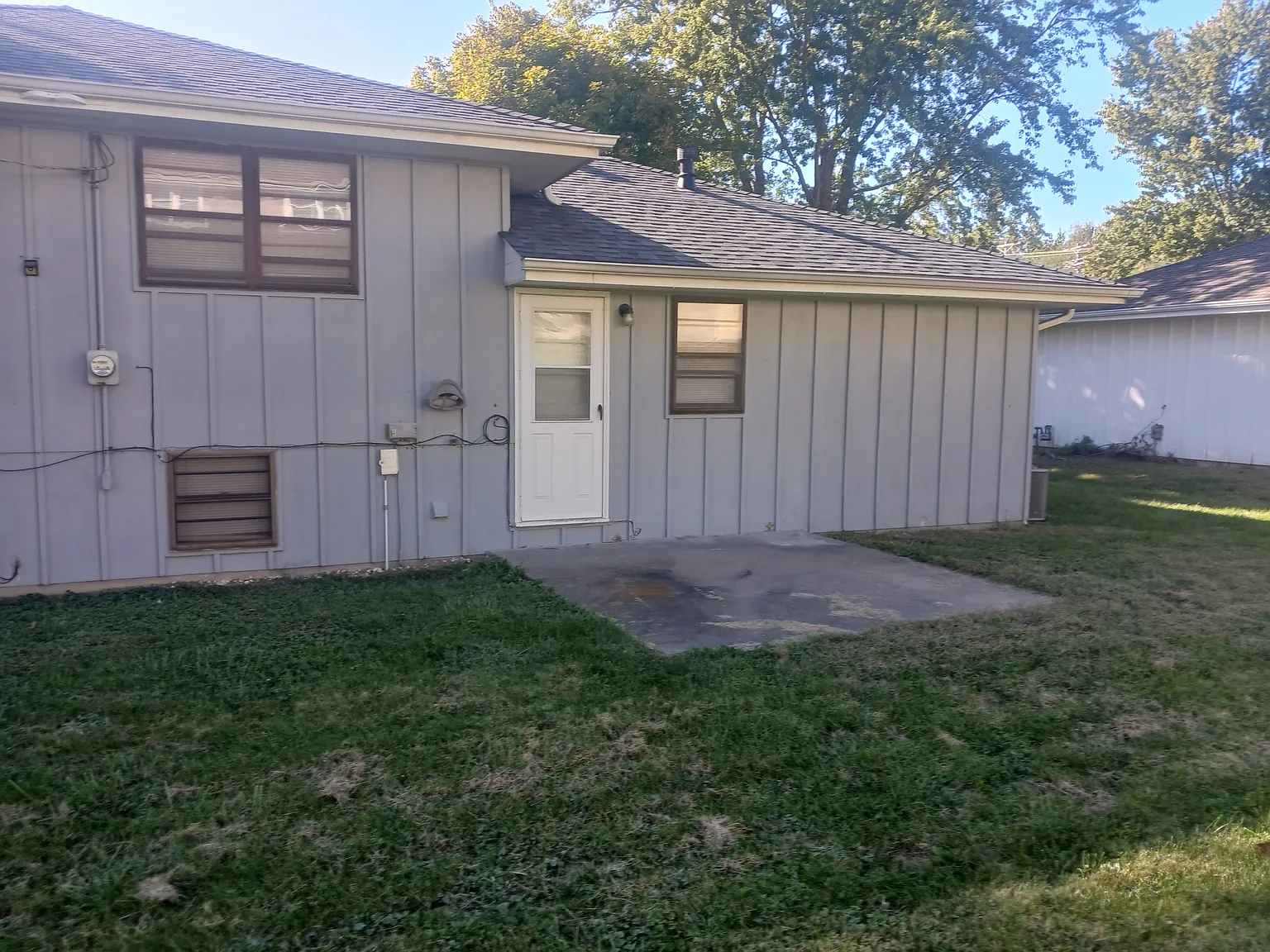 2 bed, 1400 sqft, $1,100 — Photo 3