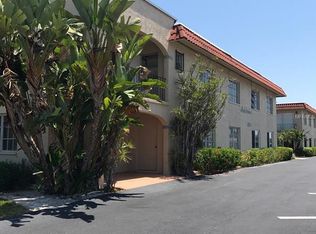 8151 Blind Pass Rd APT 4, Saint Pete Beach, FL 33706