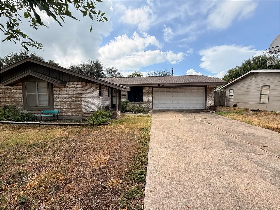 112 Westover Dr
