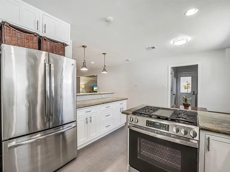 6215 Queensloch Dr — Photo 15