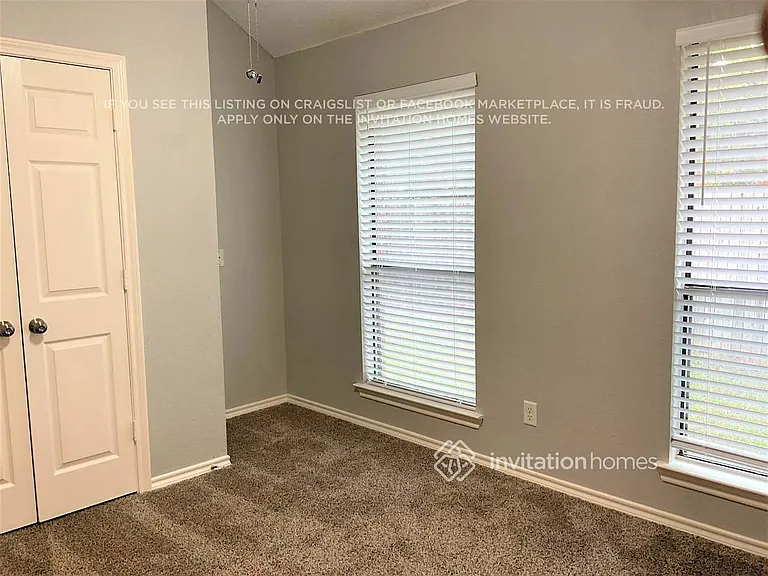 1117 Park Gln — Photo 9