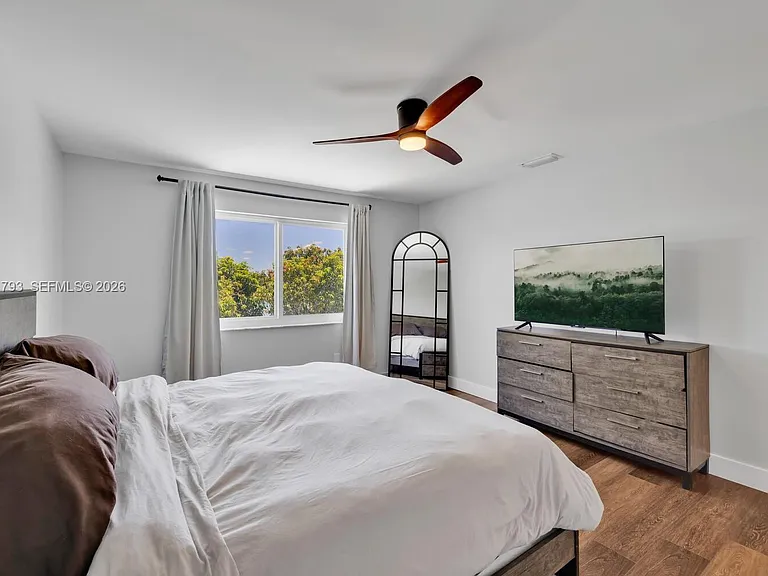 9650 SW 9th Ct — Photo 31