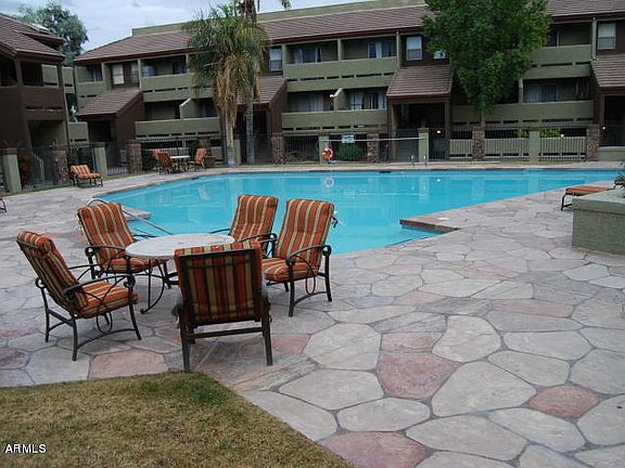 20110825174405146789000000-o_05132022