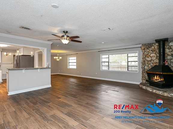 5th image of 4570 Malik Cres