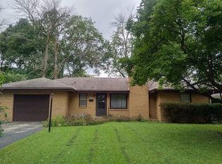 1316 Chelsea Ave, Rockford, IL 61107