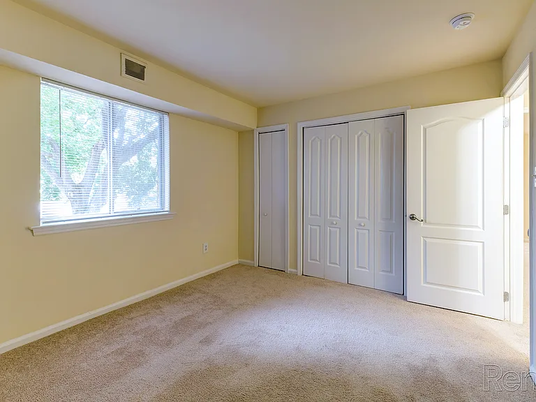Arundel Apartments — Photo 15