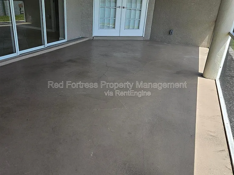 2613 SW 15th Ave — Photo 7