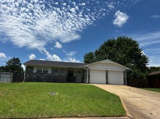 13 Apache, Shawnee, OK 74801