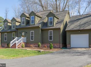 11803 Gordon Rd, Fredericksburg, VA 22407