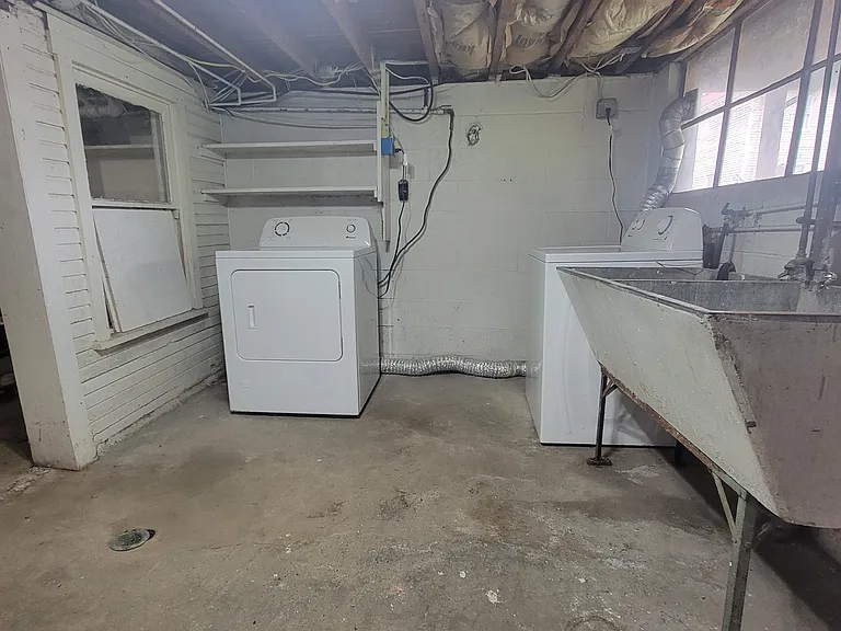 laundy area in basement
