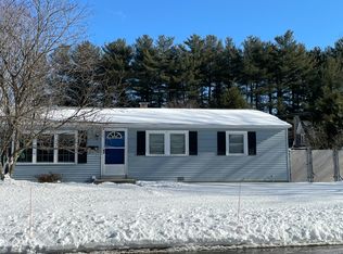 7 Syracuse Rd, Nashua, NH 03064