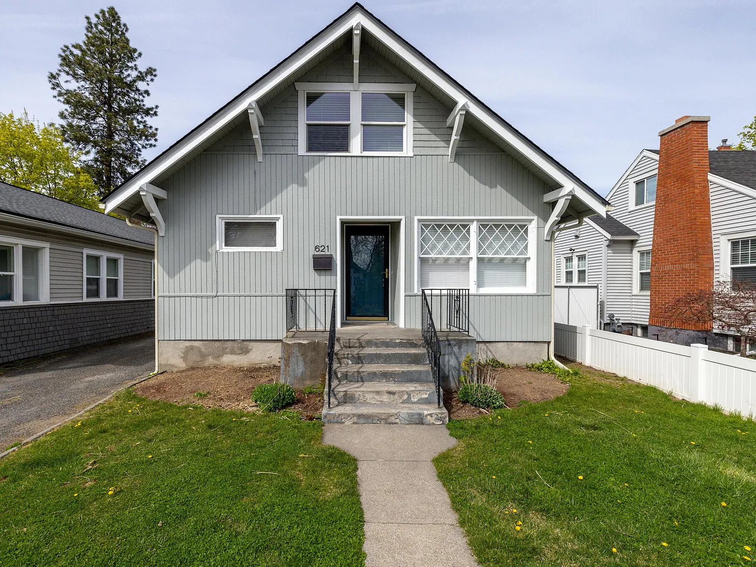4 bed, 2050 sqft, $2,395 — Photo 2