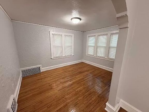 4th image of 4651 North 48th STREET