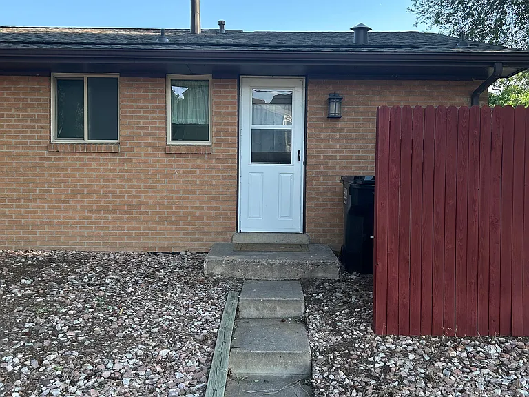 6004 S Prince St — Photo 16