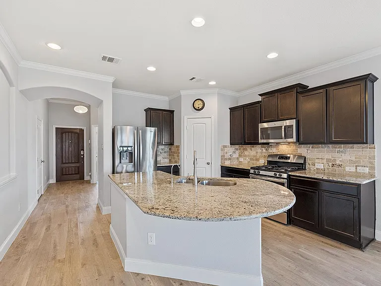 2517 Auburn Chestnut Ln — Photo 4