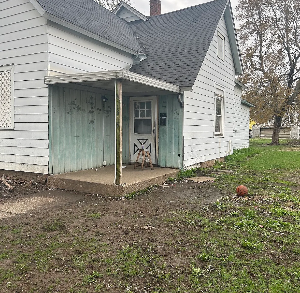 2 bed, $775 — Photo 1