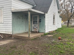 1509 E William St, Decatur, IL 62521