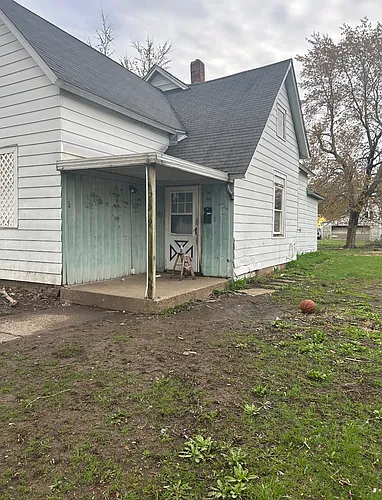 1509 E William St Photo 1