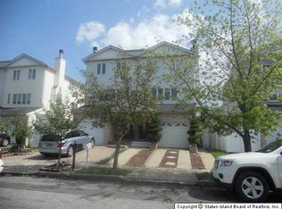 24 Monterey Ave, Staten Island, NY 10312