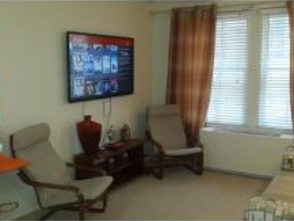 1st image of 150 W 51st St APT 1631
